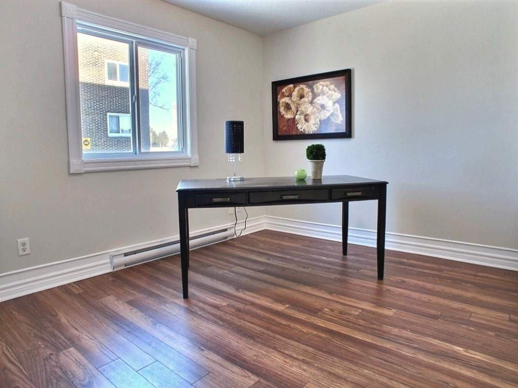 Front - Photo 3 of 4