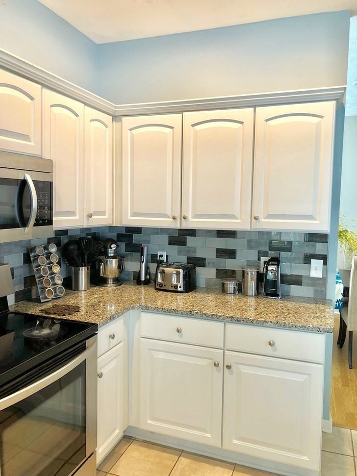 5861 Lost Oaks Drive - Photo 2 of 12