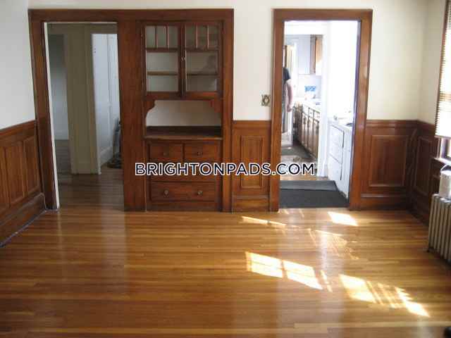 57 Falkland Street #1 - Photo 2 of 7