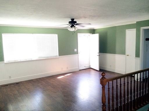 1142 250 S - Photo 2 of 10