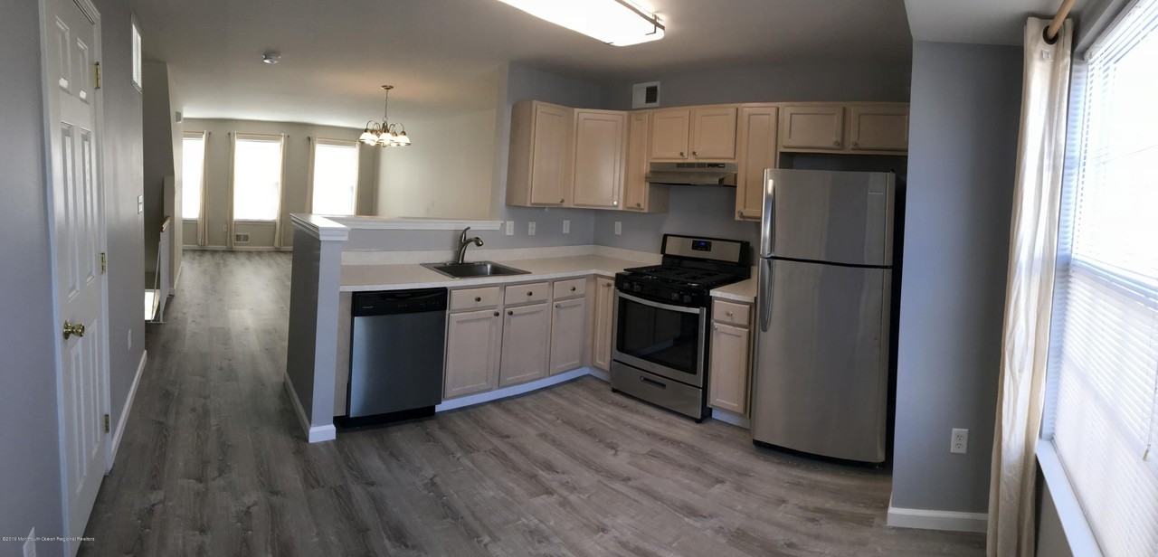 43 Giera Court #43 - Photo 2 of 20