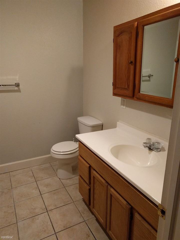 319 Wyoming St A - Photo 2 of 9