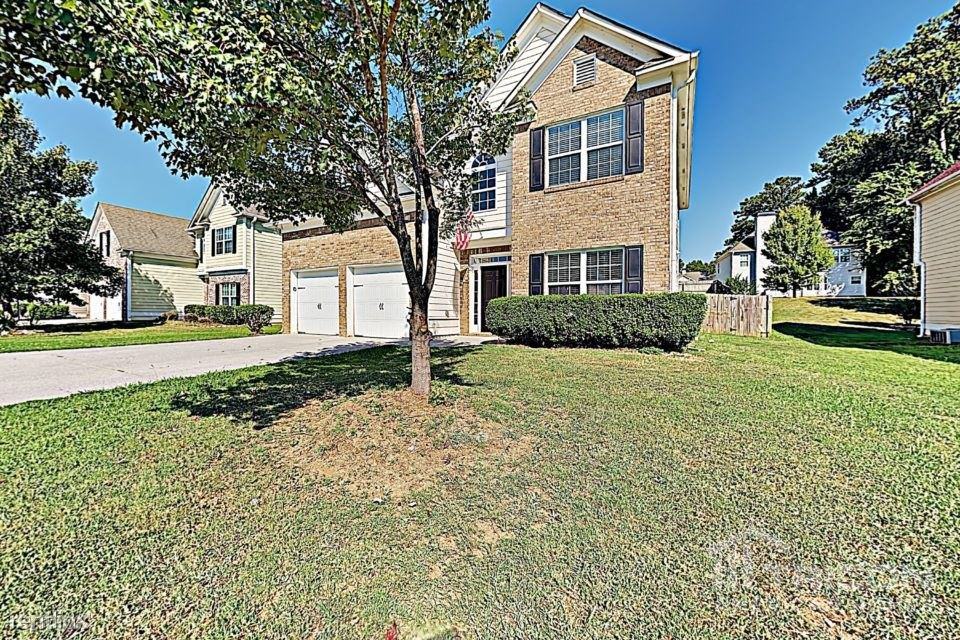 3918 Spearmint Lane - Photo 3 of 26