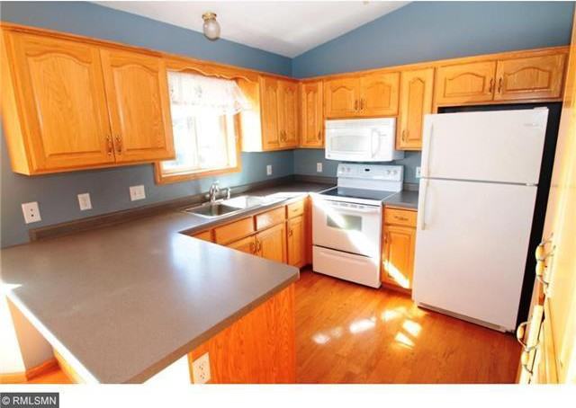 4213 Loon Loop - Photo 3 of 17