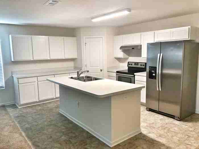 1819 Boston Commons Way - Photo 2 of 9