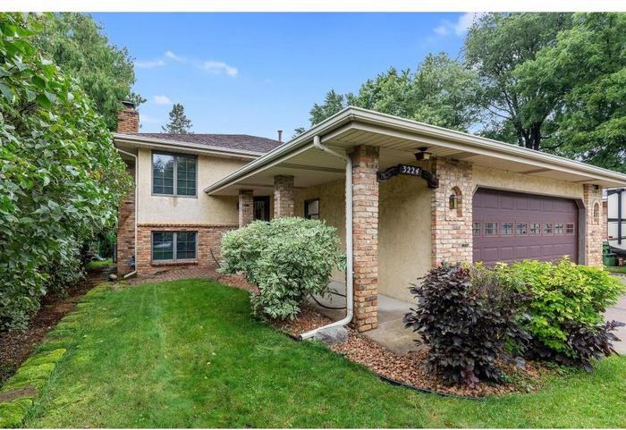 3224 Roosevelt Street Northeast