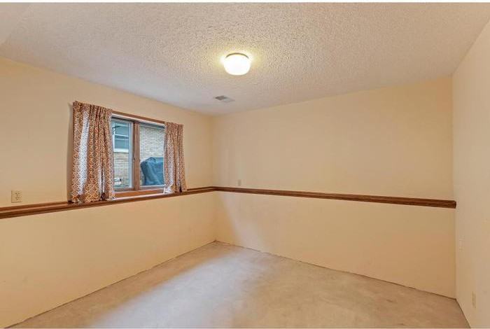 3224 Roosevelt Street Northeast - Photo 3 of 33