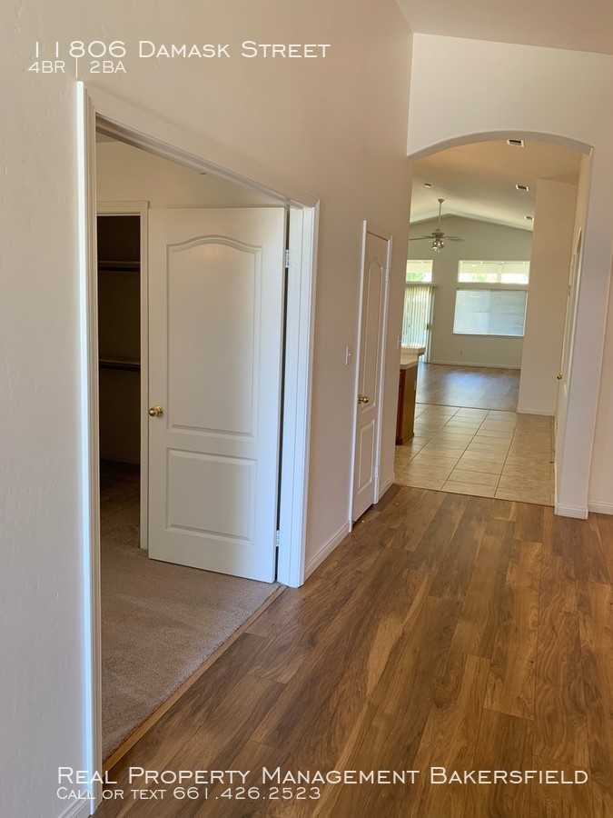 11806 Damask Street - Photo 3 of 13