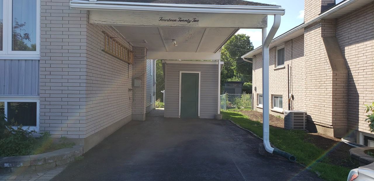 1422 Duford Drive #B - Photo 3 of 17