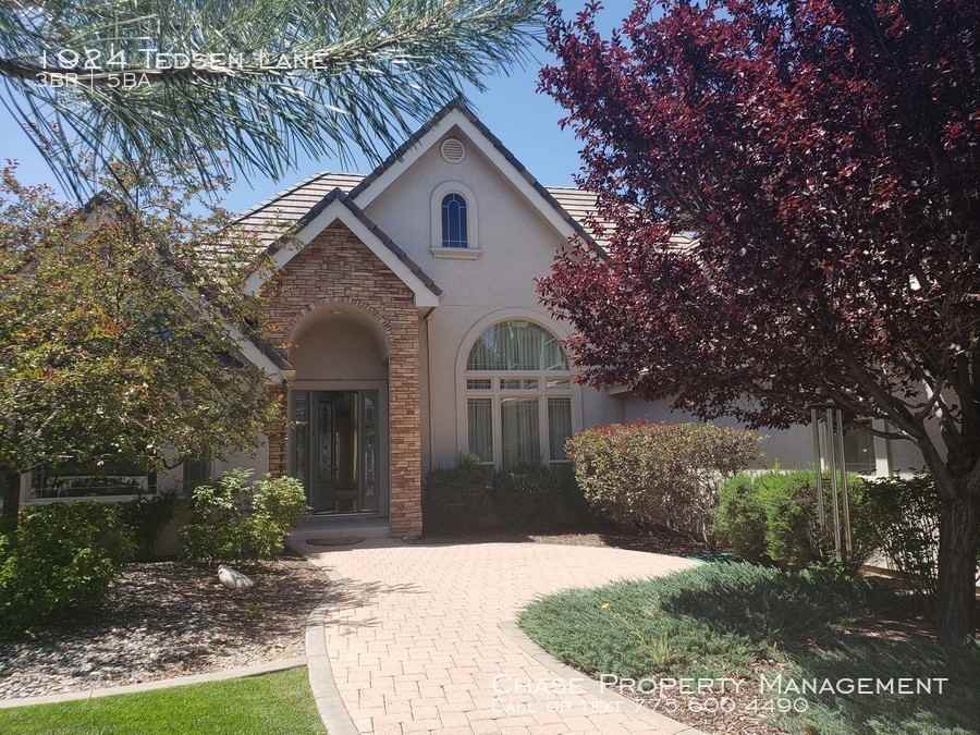 1924 Tedsen Lane - Photo 2 of 14