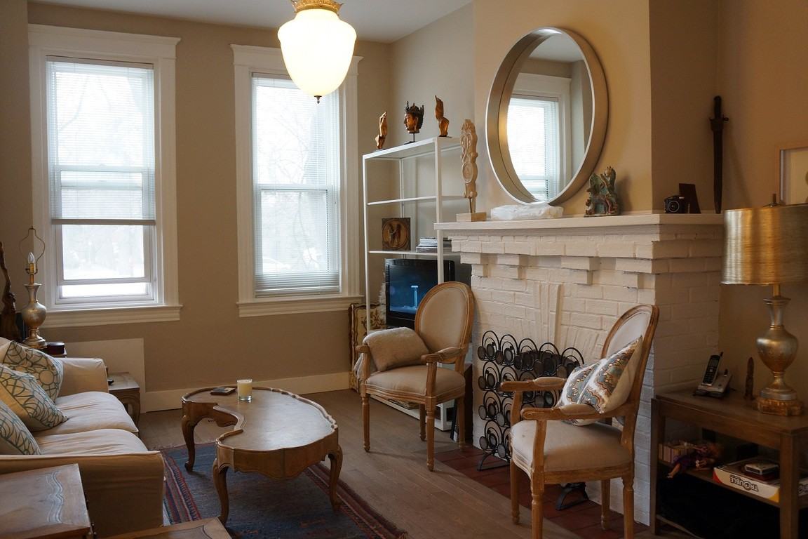 Available Now! Osborne Village - Photo 3 of 8