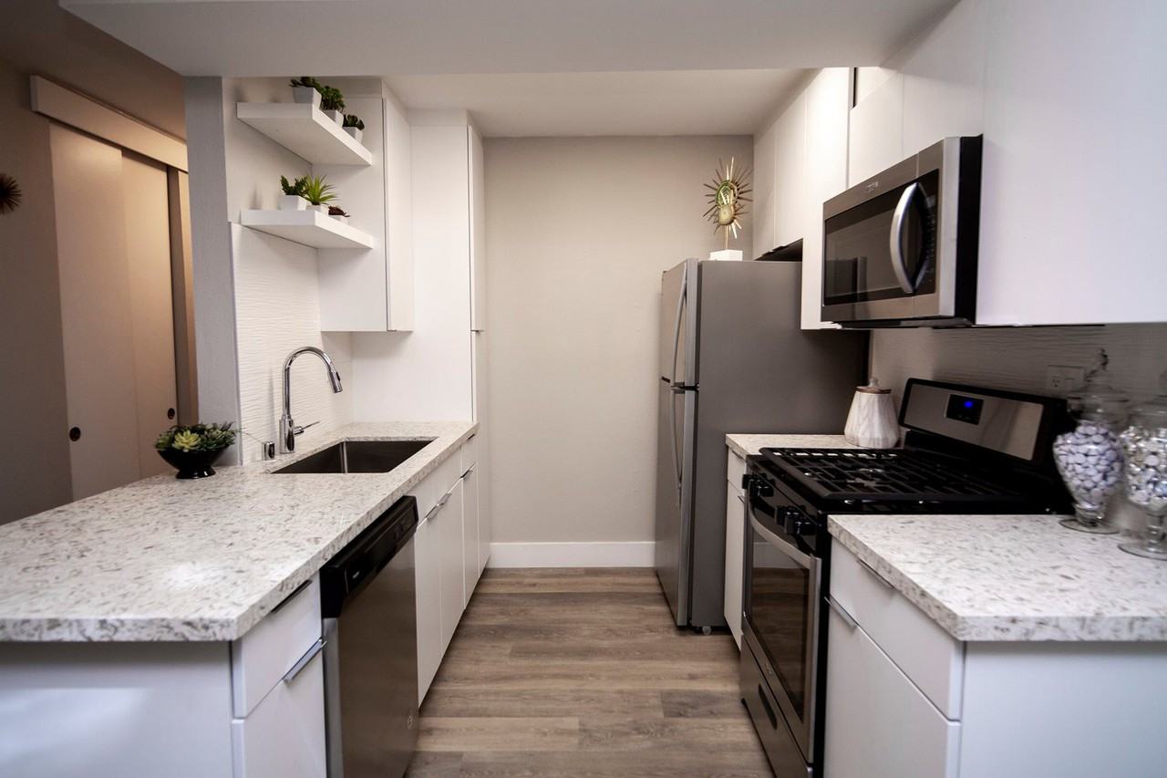 Tamarind Terrace - Photo 2 of 8