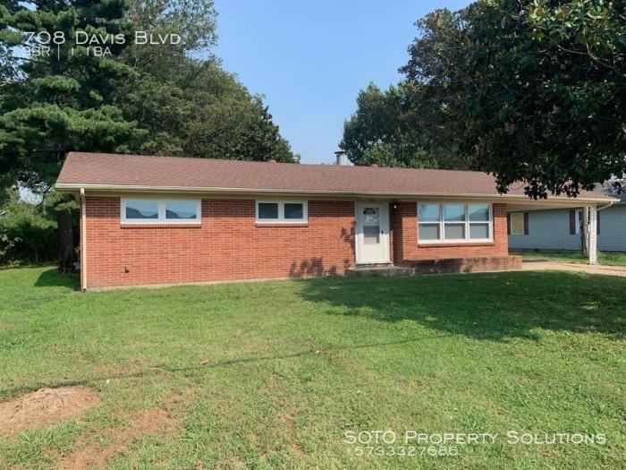 708 Davis Blvd. - Photo 2 of 9