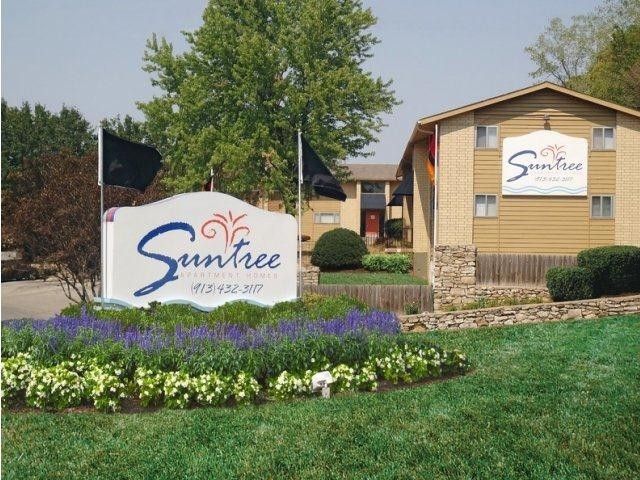 Suntree Apts - Photo 2 of 5