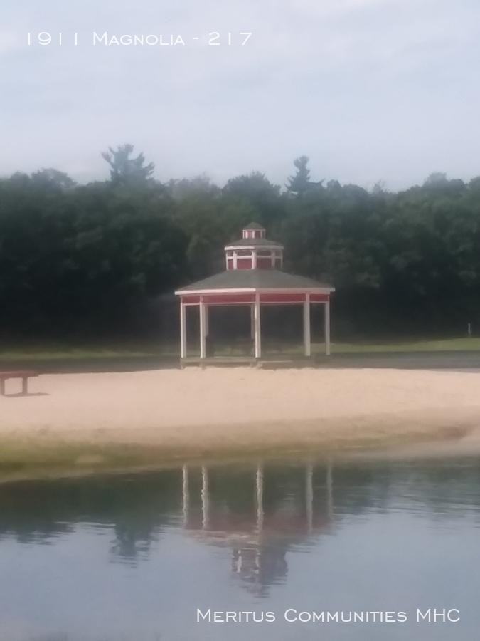 1911 Magnolia - Photo 2 of 3