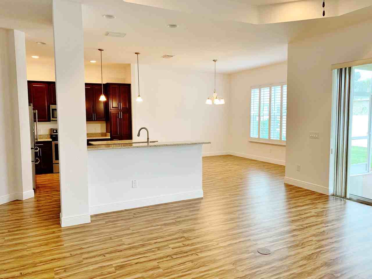 4984 Sandpiper Dr - Photo 2 of 20