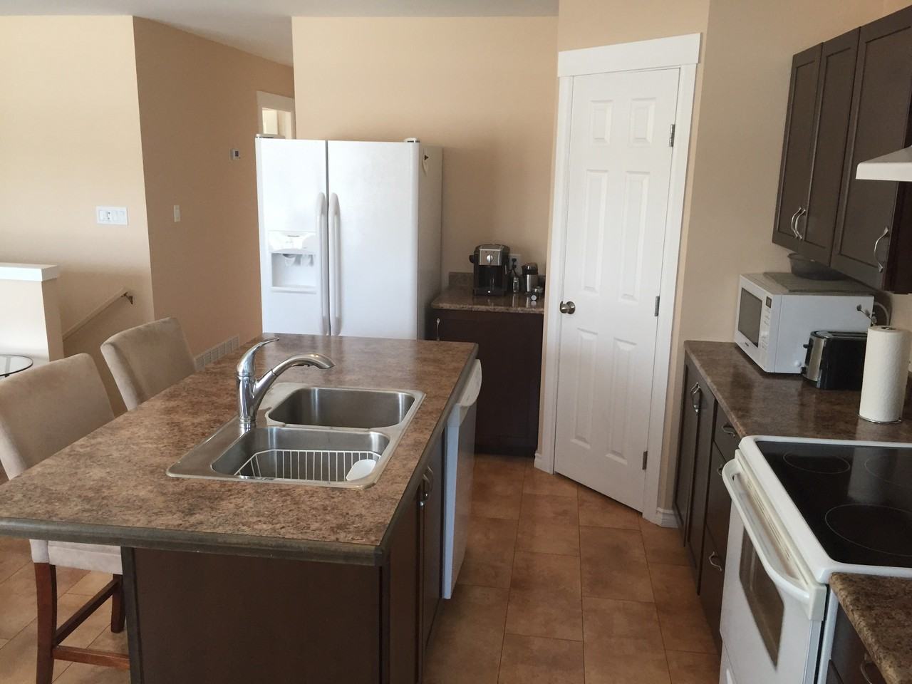 12024 - 43 Street Nw - Photo 2 of 9