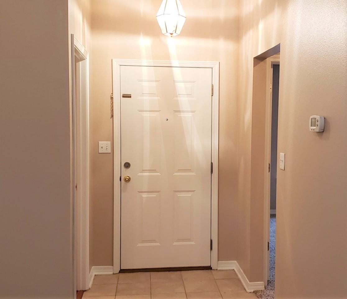 2488 Gulf Breeze Ave - Photo 2 of 12