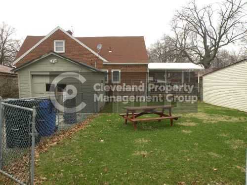 15618 Chatfield Ave - Photo 2 of 10
