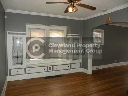 15618 Chatfield Ave - Photo 3 of 10