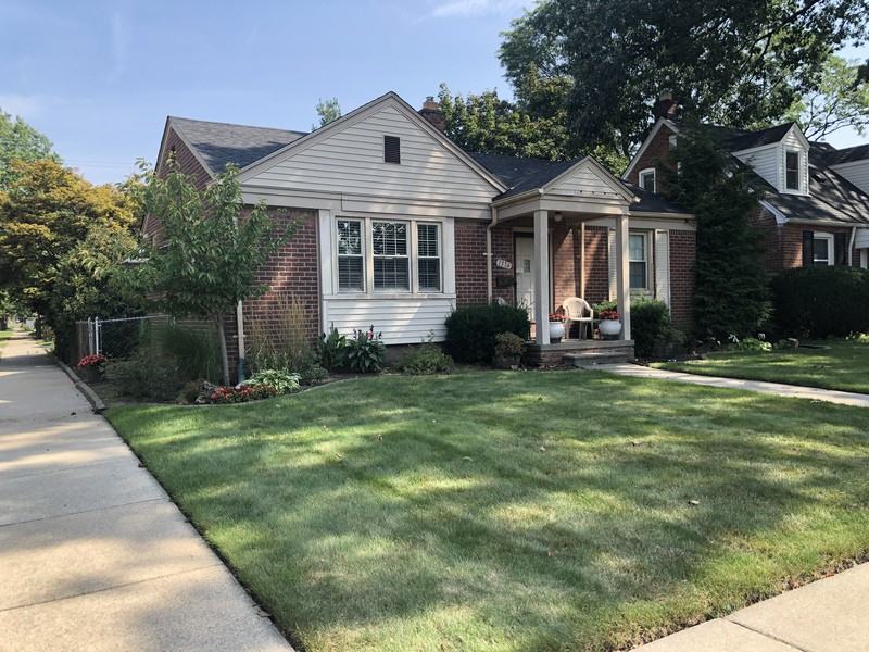 1354 N Vernon - Photo 2 of 23