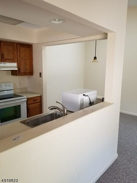 65 Wendover Ct - Photo 3 of 14