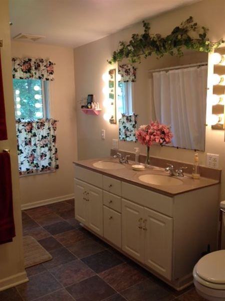 13669 108th St - Photo 2 of 10