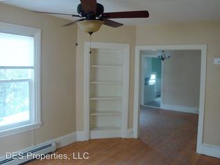 381 Pine St Bangor Me 04401 2 Bedroom Apartment For Rent