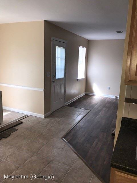 2834 Brentway Drive - Photo 3 of 31