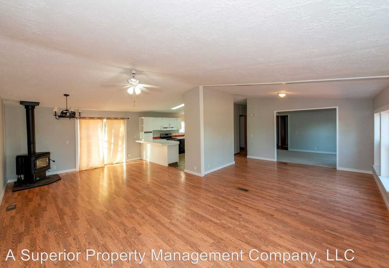 69314 Lake Dr. - Photo 2 of 15