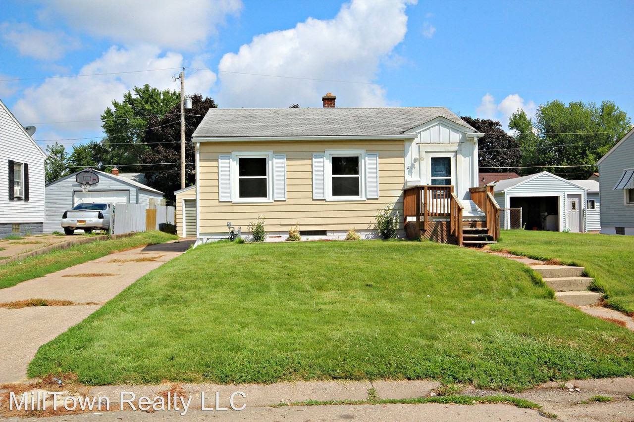 931 24th Ave - Photo 2 of 22