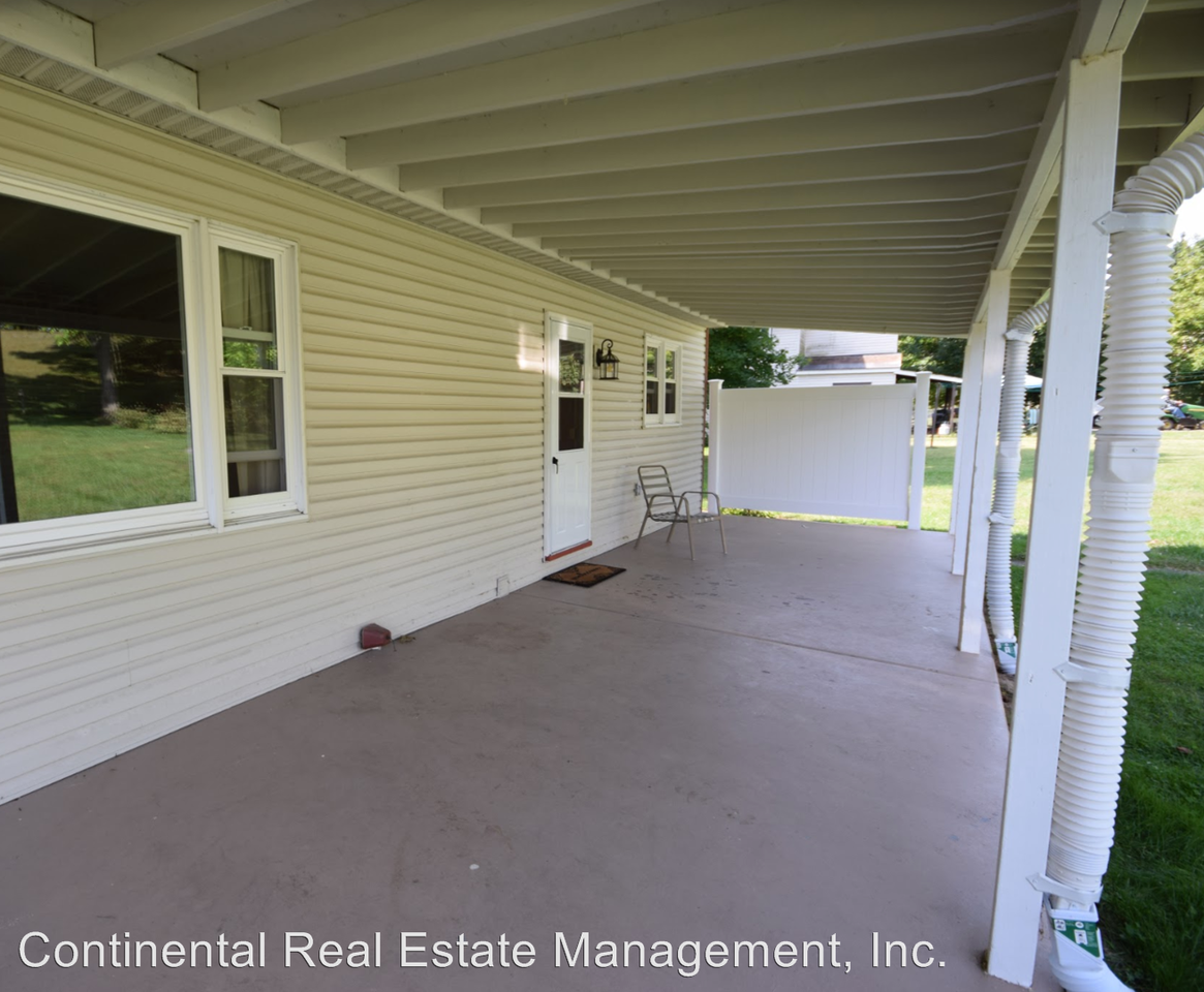 3335 East College Avenue - Photo 2 of 11