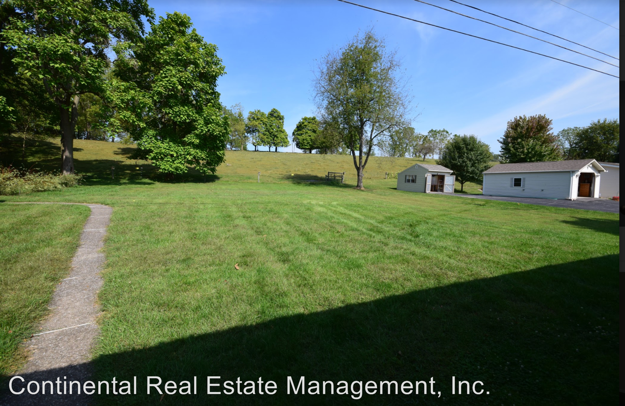 3335 East College Avenue - Photo 3 of 11