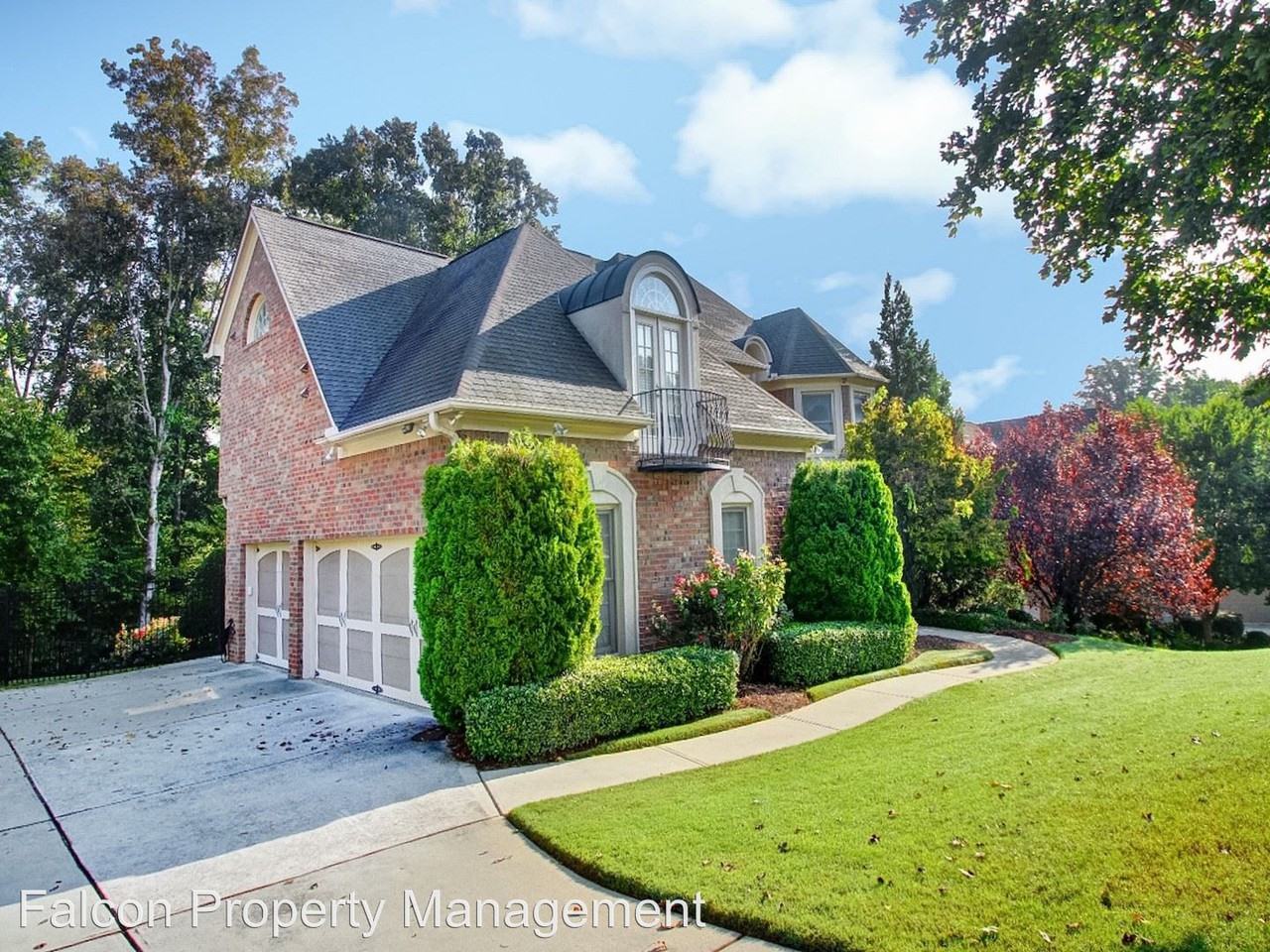 1230 New Britain Drive Sw - Photo 3 of 36