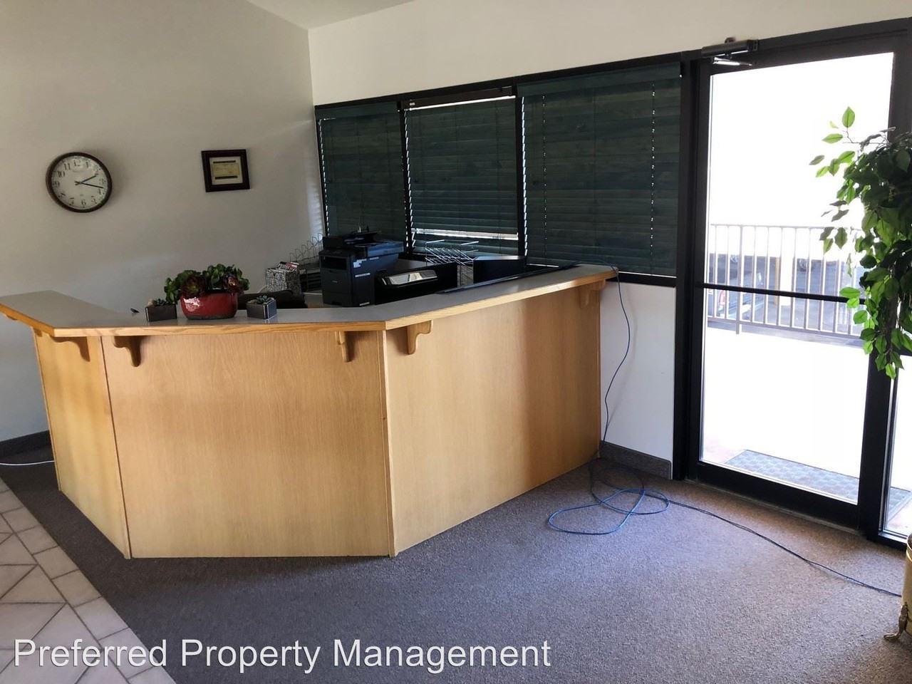 47 South 400 East #C - Photo 2 of 14