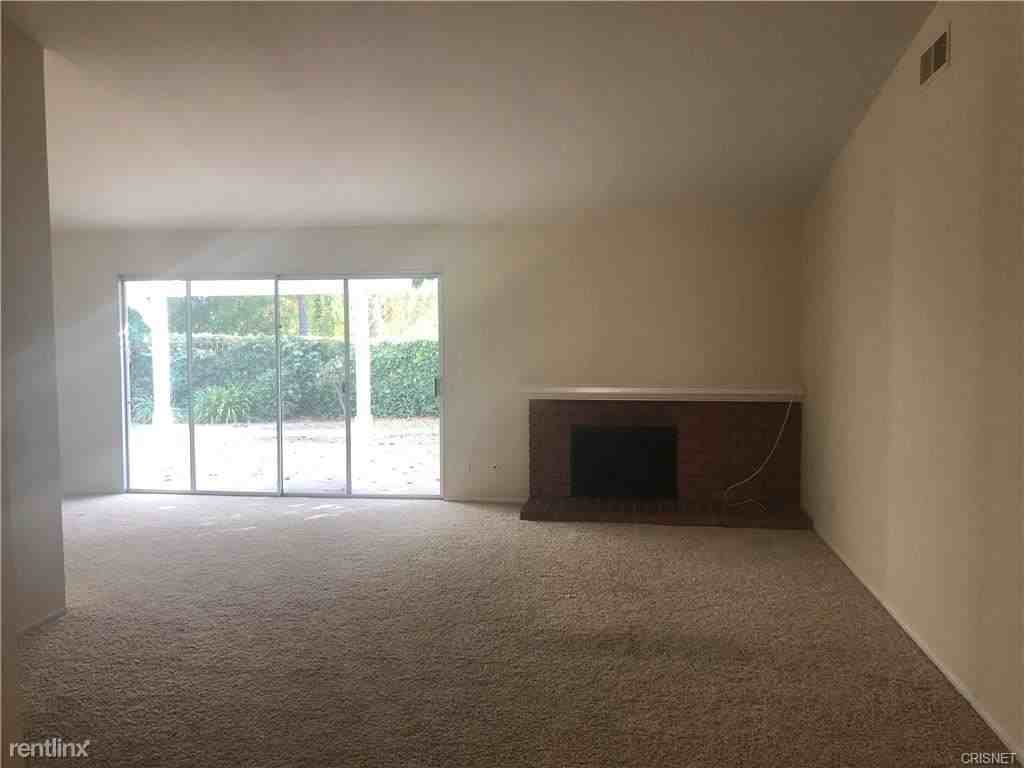 6492 Bayberry St - Photo 2 of 15