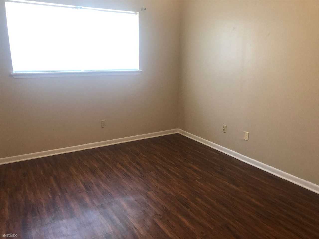 1008 Indian Springs Rd - Photo 3 of 6