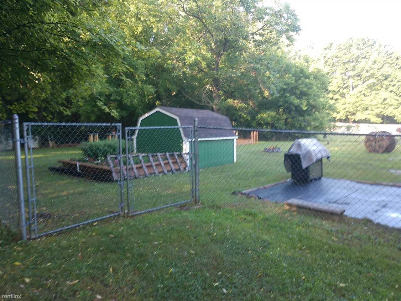 4419 Webberdale Dr - Photo 2 of 3