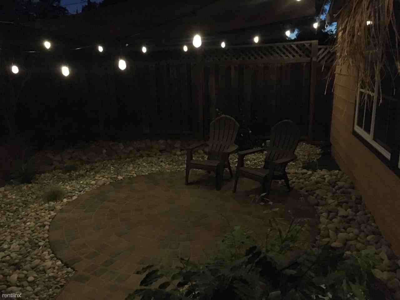 2130 Redbush Terrace - Photo 2 of 11