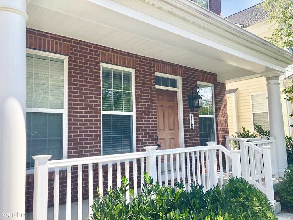 715 N Jefferson St - Photo 3 of 24