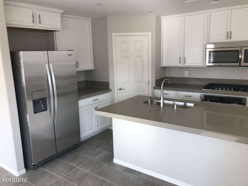 9944 Sable Point St - Photo 3 of 14