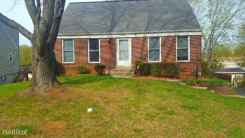 13583 Princedale Drive - Photo 3 of 10