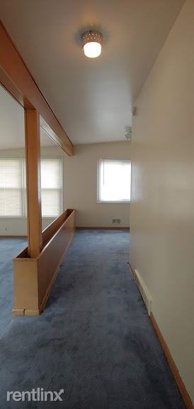 7050 N 37th St 1 - Photo 3 of 14