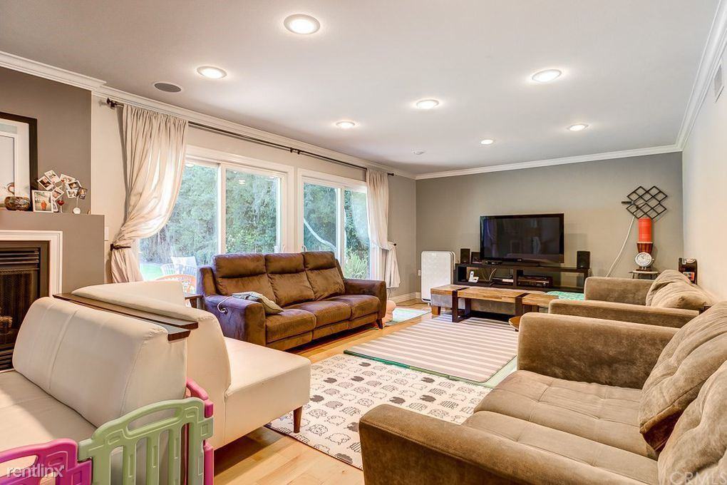 12801 Del Rey Dr - Photo 2 of 6