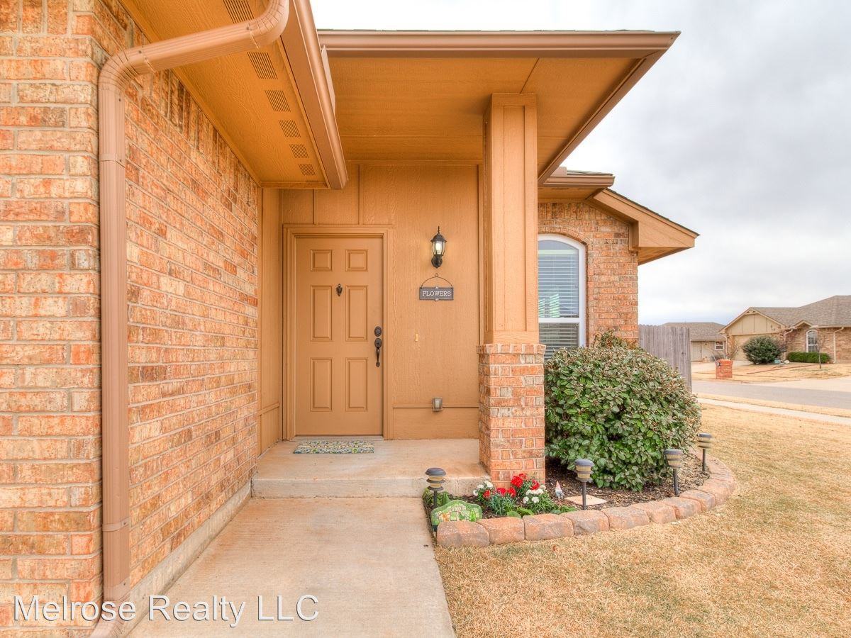 2108 Nw 199th Street - Photo 2 of 17