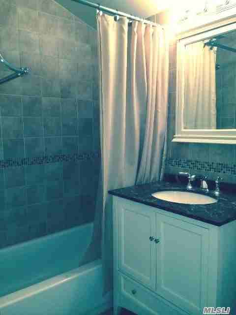 1120 Foster St - Photo 3 of 8