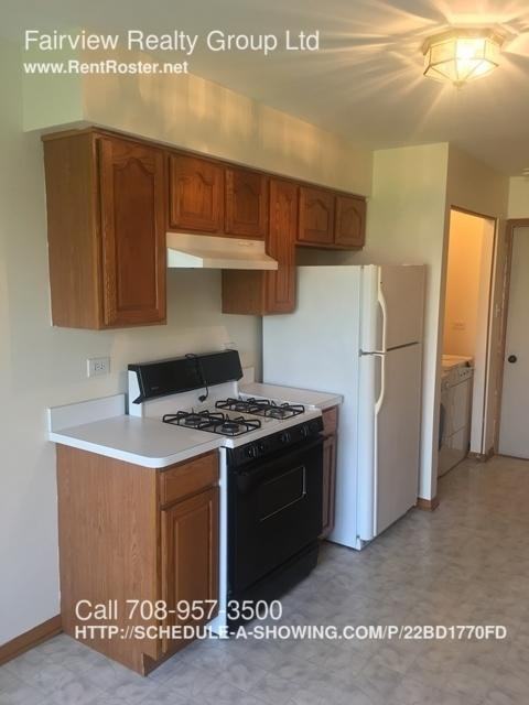 24552 Independence Blvd - Photo 2 of 14