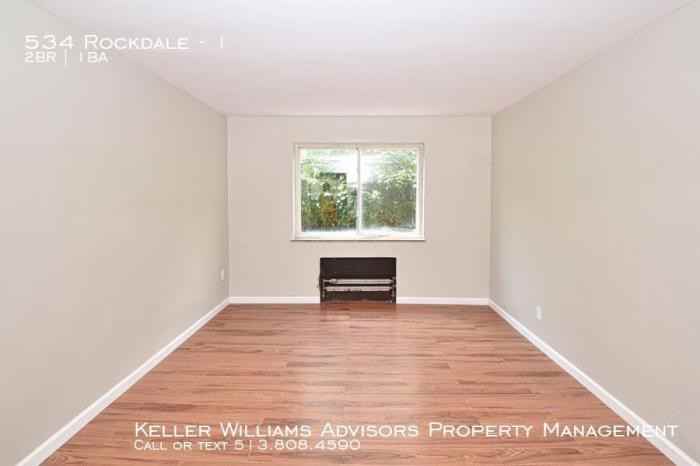 534 Rockdale - Photo 3 of 29