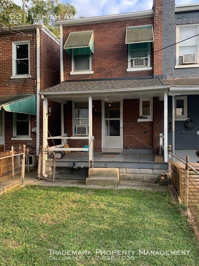 621 Lehigh Ave - Photo 2 of 13