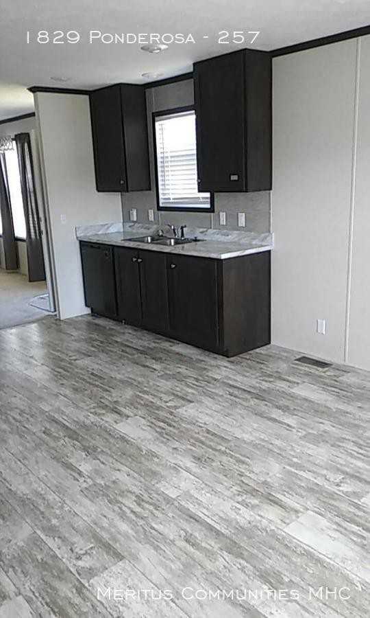 1829 Ponderosa - Photo 2 of 6